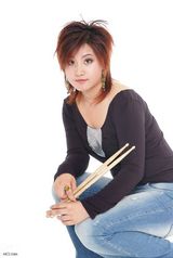 Ů�ӹ��ַ�д��ͼƬ