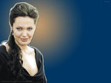Angelina Jolie��ֽ����ͼƬ