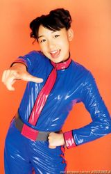 �簲��Ů��д��ͼƬ