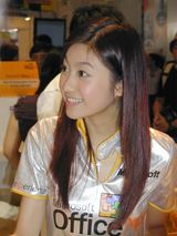 陈自瑶否认婚变 自爆没戴戒指原因让人大感意