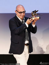 组图：威尼斯电影节闭幕 《郊游》获评委会大奖