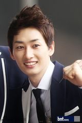 组图：SM巡演SJ少时等火辣劲爆 现场玩变装