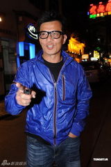 组图：曾志伟庆五十八岁生日 成龙等众好友出席