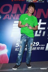 高清组图：许志安尾场演唱会庆功 林建岳到场祝贺