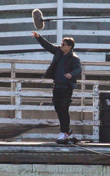 幻灯图集：汤姆-克鲁斯废弃工厂拍动作新片