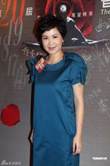 组图：香港舞台剧奖颁奖礼 钟景辉苏玉华相见欢