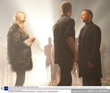 组图：乔治-迈克尔将发新歌 相拥超模凯特-莫斯