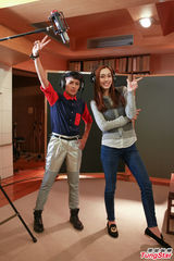 组图：范玮琪白披风自嘲像聂小倩 曾静玟西装帅