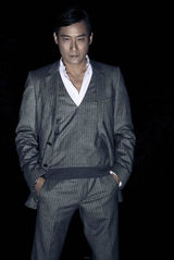 高清组图：《十月围城》七君子齐出动拍时尚大片