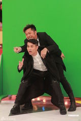 组图：草蜢《华丽明星赛》录影 Big Four四子齐助阵