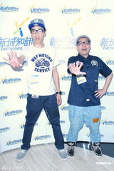 组图：农夫乐队陆永与爱妻情不变