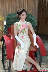 组图：郭羡妮助阵新剧宣传自曝有意再生宝宝