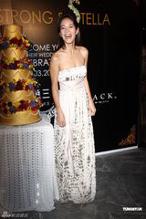 高清图：歌手黄湘怡百万浪漫婚礼 林依晨郑元畅道贺