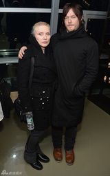 组图：《恍惚》首映 文森特黑衣帅气微笑迷人