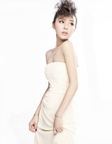 高清图：张静初大气写真登封面 白脸造型显风情