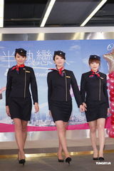 组图：蔡淑臻新戏演空姐 男友李沛旭浮想联翩