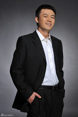 幻灯图： 刘 涛 气质大片曝光 文质“四哥”帅气十足