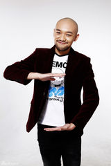 组图：吴莫愁李代沫广告大片曝光