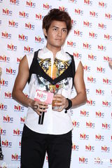 组图：吴克群赞徐若瑄身材 澄清与何超莲只是朋友