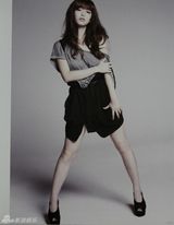 组图：岩佐真悠子性感写真突破尺度