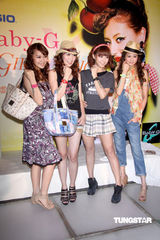 幻灯组图：郭静演绎百变造型 分享不败穿搭手则