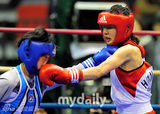 组图：韩国业余拳击大赛 美女影星李诗英夺冠