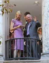 组图：《绯闻女孩》最终季片场 S与Dan浪漫婚礼