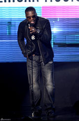 高清：众星献艺2011AMA颁奖礼 斯威夫特捧大奖