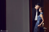 组图：张桐推婚纱照演绎花样年华
