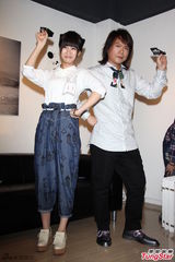 组图：伍佰第3次举办摄影展 预计12月推新专辑