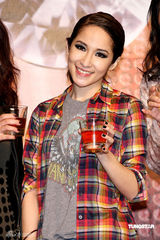 幻灯图集：萧亚轩庆功 表示已完成母亲对其期许