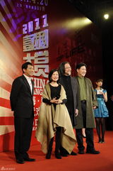 高清组图：戏剧明星现身“壹戏剧大赏2011”红毯