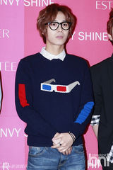 组图：南宫民李相烨MBLAQ等出席品牌活动