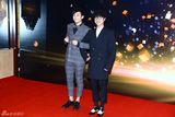 组图：微博之夜红毯 华晨宇白举纲哥俩好