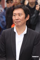 幻灯图集：《艋舺》票房过两千万 钮承泽携主演还愿