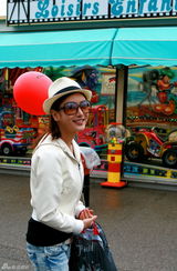 幻灯图集：演员何雨檬戛纳高清写真