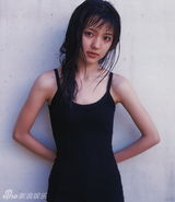 组图：真野惠里菜青春性感无敌受宅男追捧