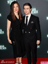 组图：雷德克里夫出席新片首映 小哈利变身熟男