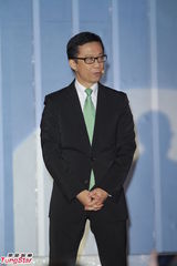 组图：王维基举办新台试映礼 黄日华等艺人捧场