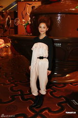 组图：Twins工作密集盼望早放假阿Sa为阿娇写情书