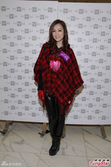 组图：谢安琪铜锣湾跨年 称怀念四大天王时代