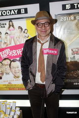 组图：周秀娜性感现身 为《猛男滚死队》办谢票会