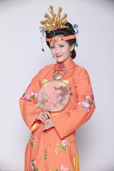 组图：谢娜演王熙凤戴军扮贾琏 大张伟扮李云迪