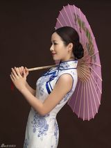 组图：江一燕古典写真送祝福 祝愿中秋多团圆