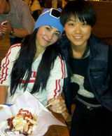 组图：张柏芝携两儿子同游海洋公园 儿子可爱卖萌