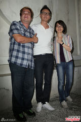 组图：郑元畅初执导演筒 自嘲属神经质型