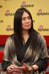 组图：小娟与山谷里的居民做客聊圣诞个唱