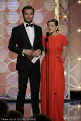 组图：71届金球奖揭晓 莱昂纳多首获喜剧类影帝