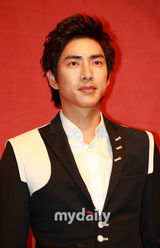 幻灯图：SBS电视台早间剧《不懂女人》新闻发布会