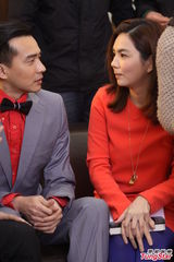 组图：王自健爆料S.H.E春晚内幕 Ella险翻脸